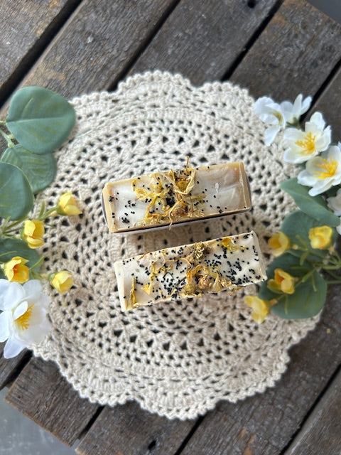 Lemon Poppyseed Soap